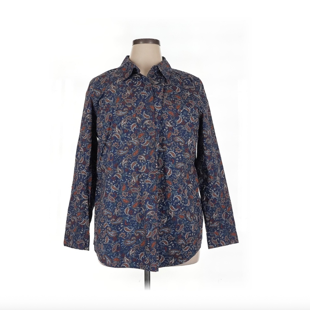 Croft & Barrow Women's Blue Paisley Button Down Shirt
